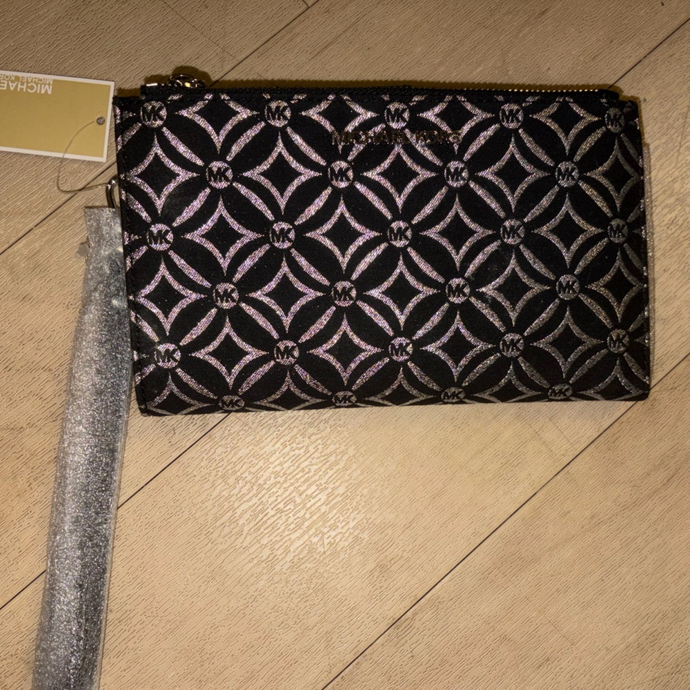 Michael Kors Black and Silver Jet Set Wristlet